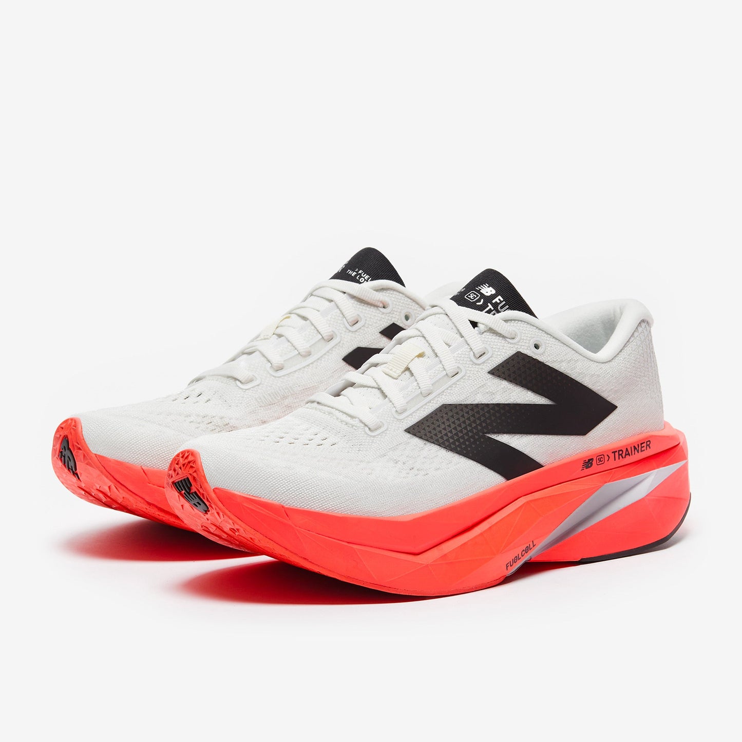 New Balance FuelCell Supercomp Trainer v3