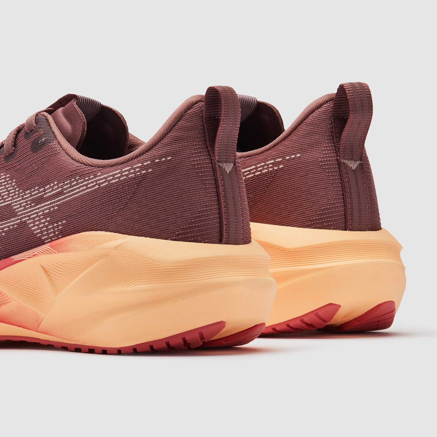 Asics Womens Novablast 5