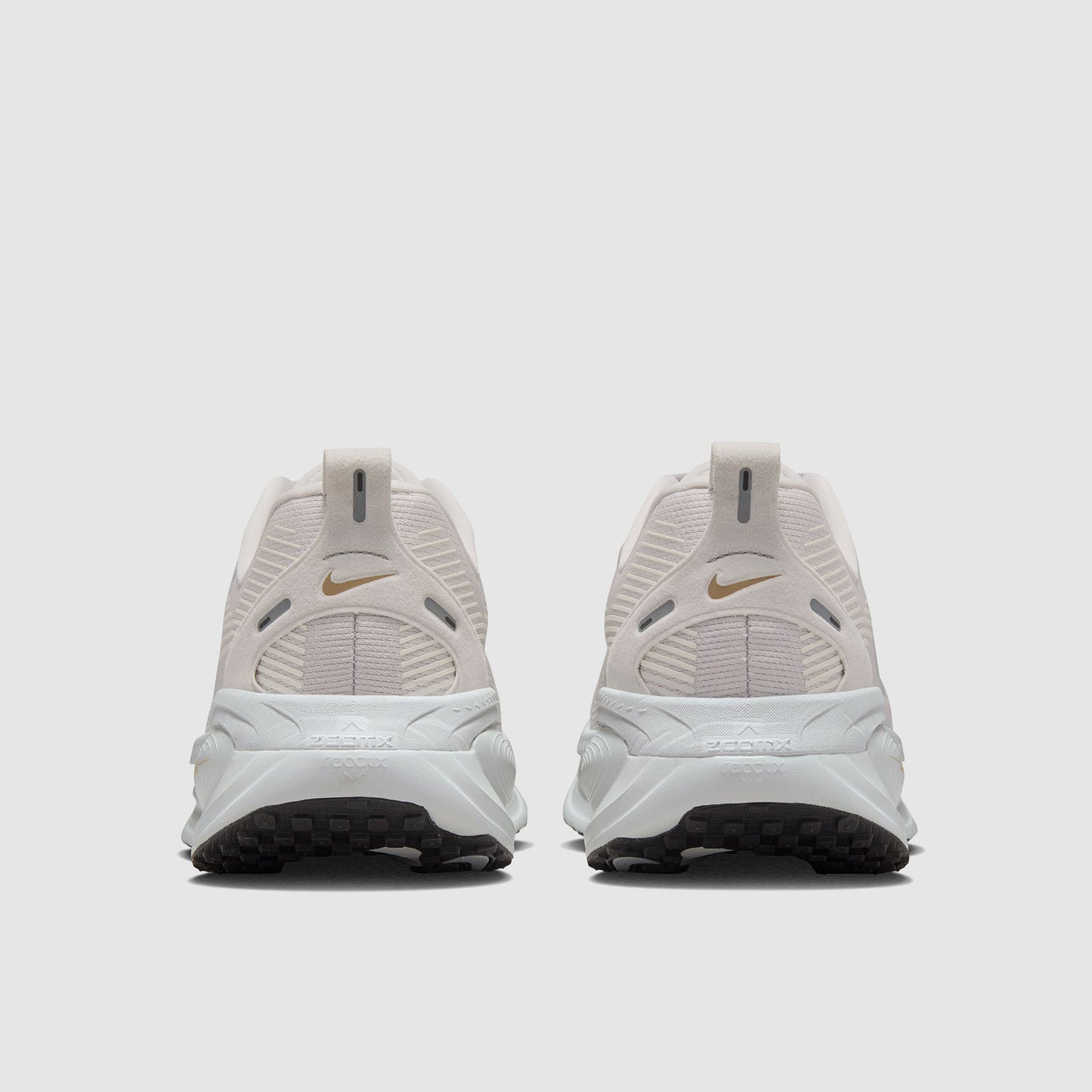Nike Vomero 18