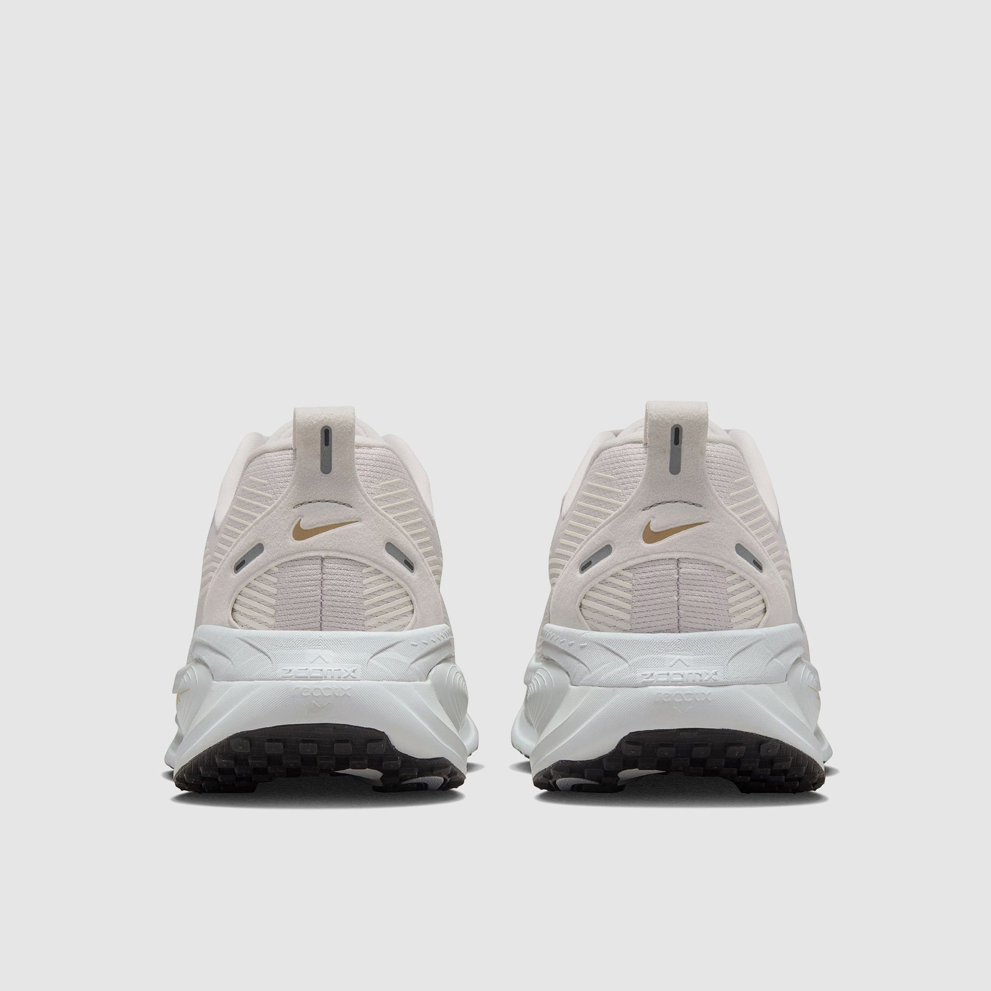 Nike Vomero 18