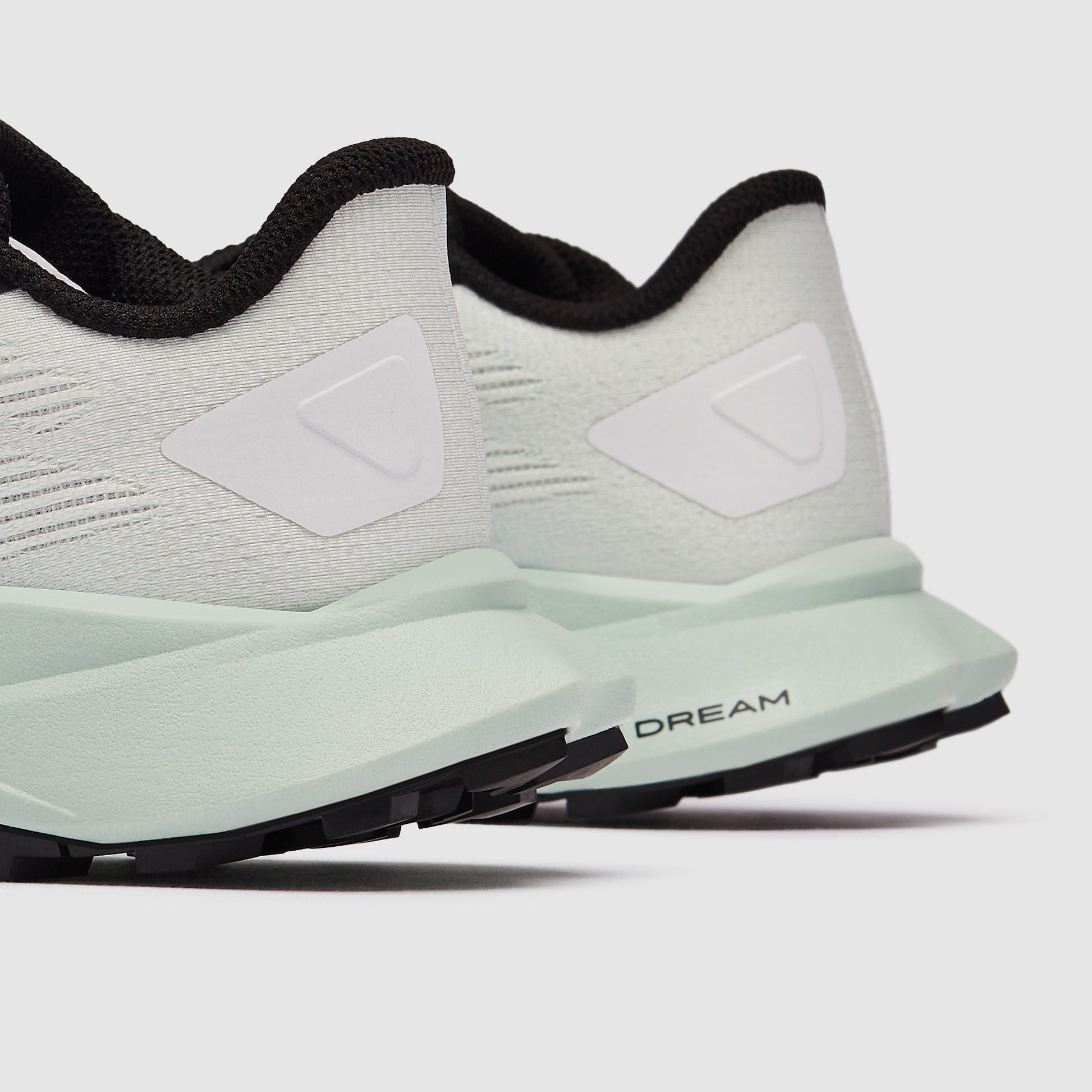 The North Face Womens Vectiv Enduris 4