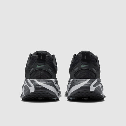Nike Vomero 18