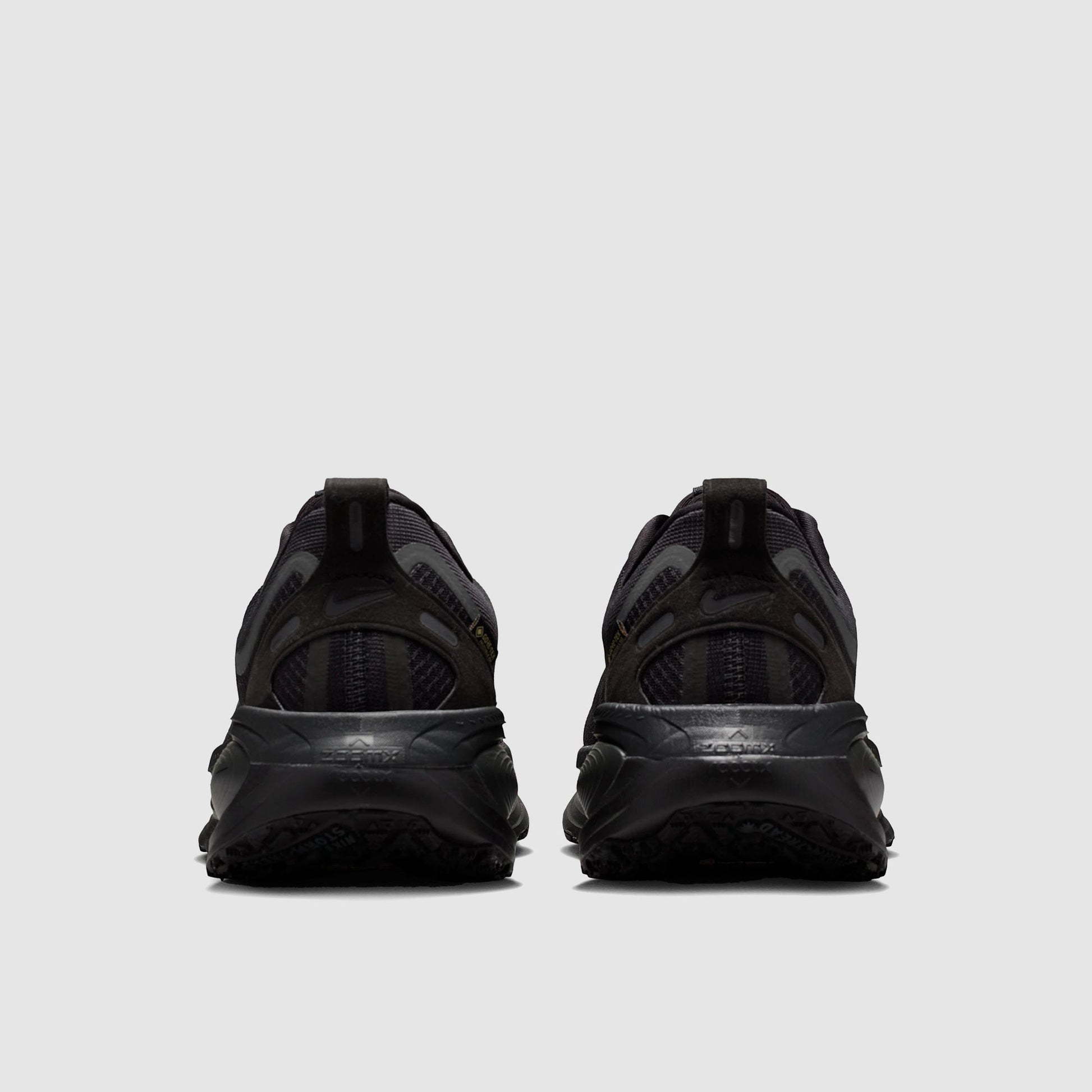 Nike Vomero 18 GORE-TEX Waterproof