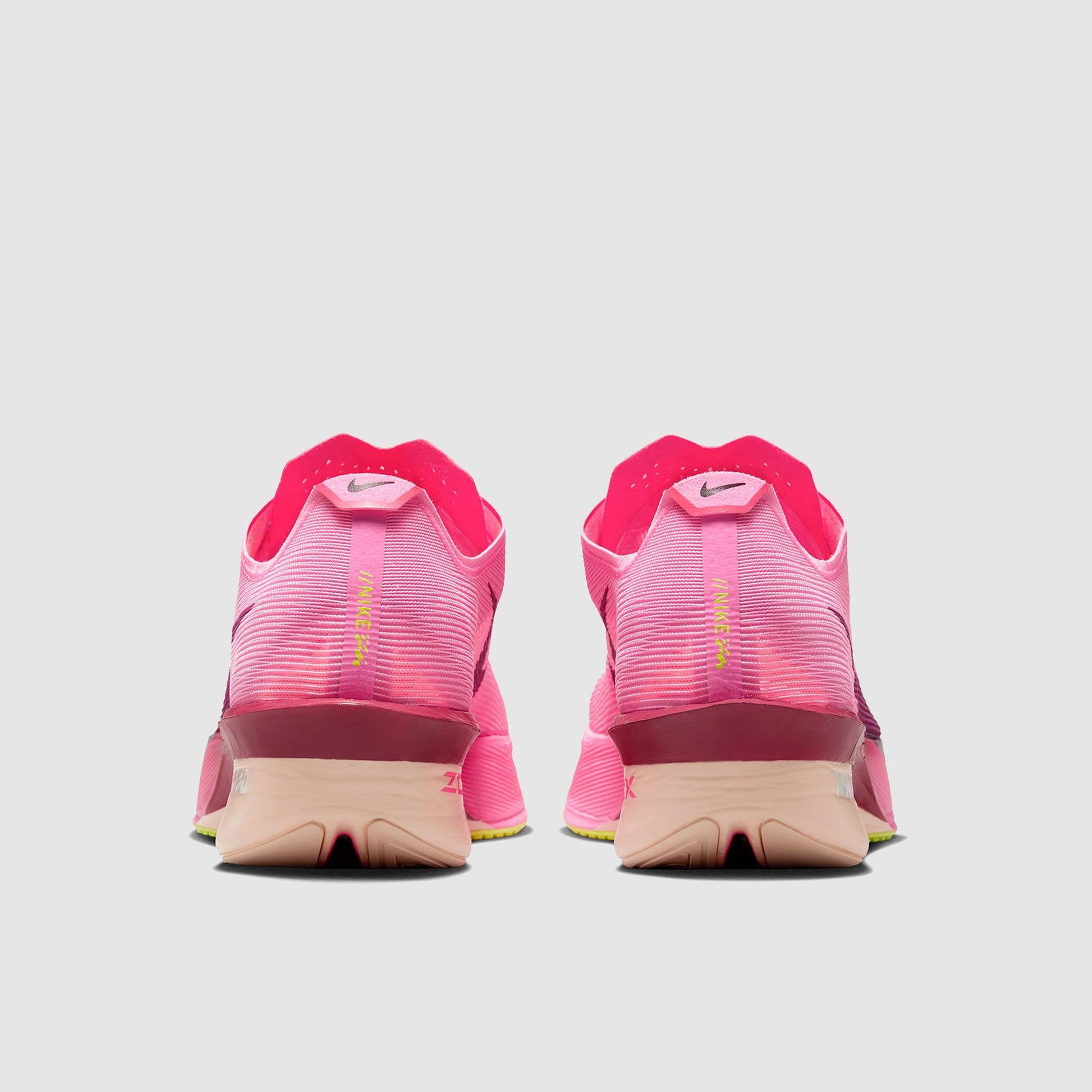 Nike Womens Vaporfly 4