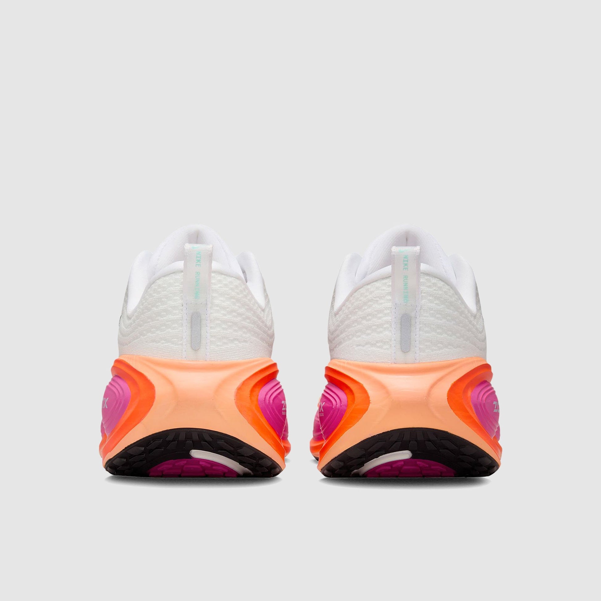 Nike Womens Vomero Plus