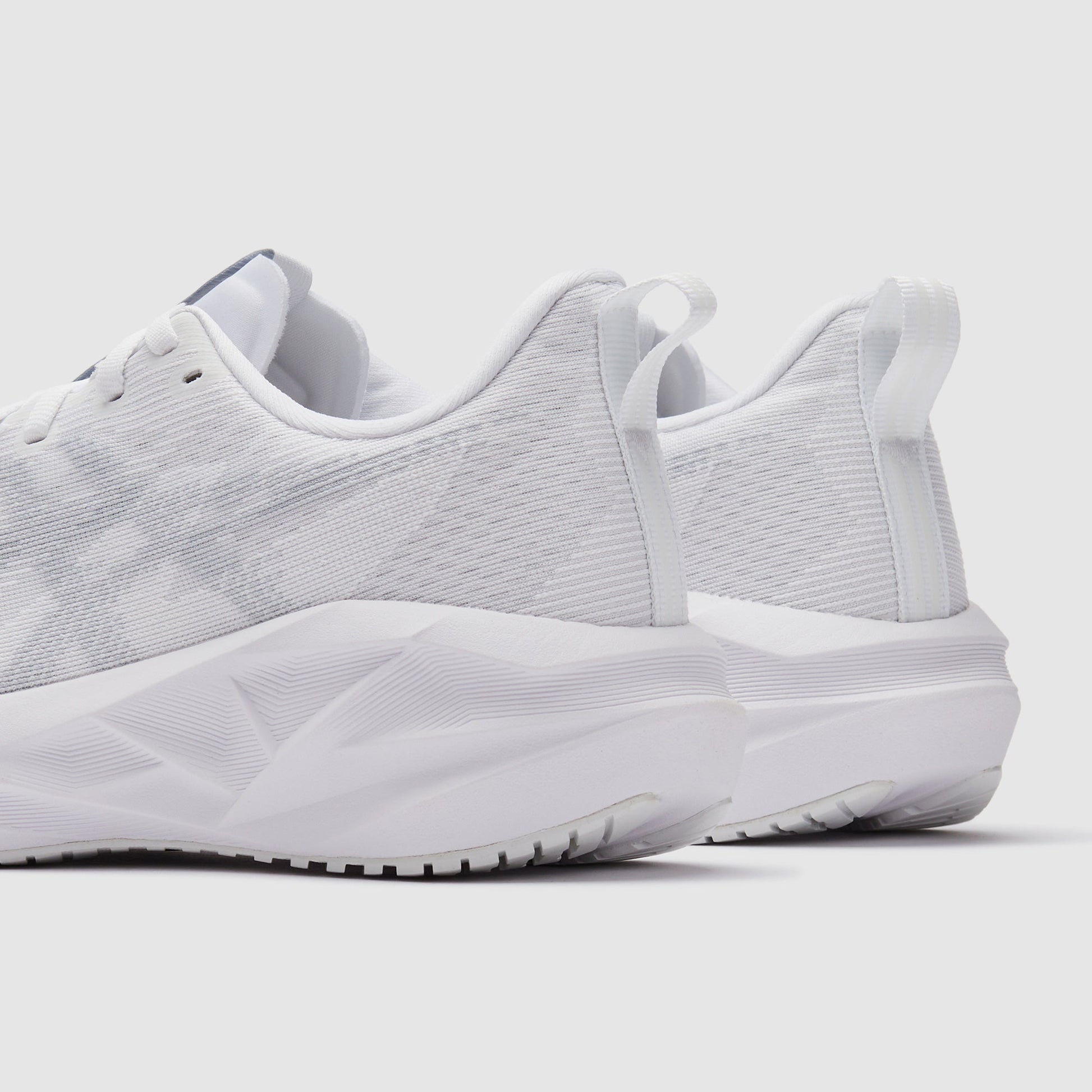 Asics Womens Novablast 5