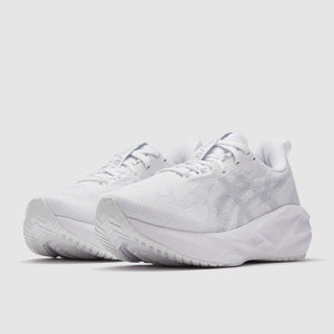 Asics Womens Novablast 5