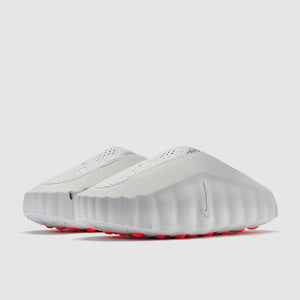 Nike Womens Mind 001 Pregame Mules