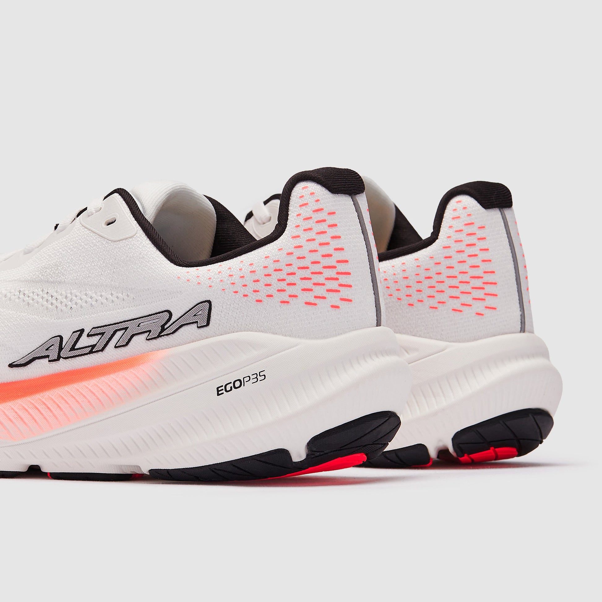 Altra Experience Flow 3