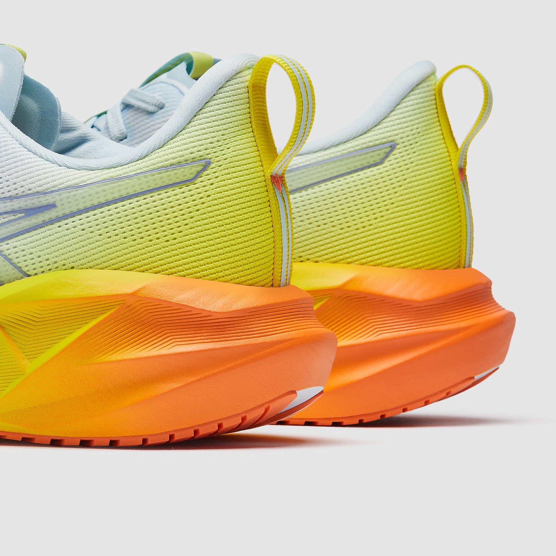Asics Novablast 5