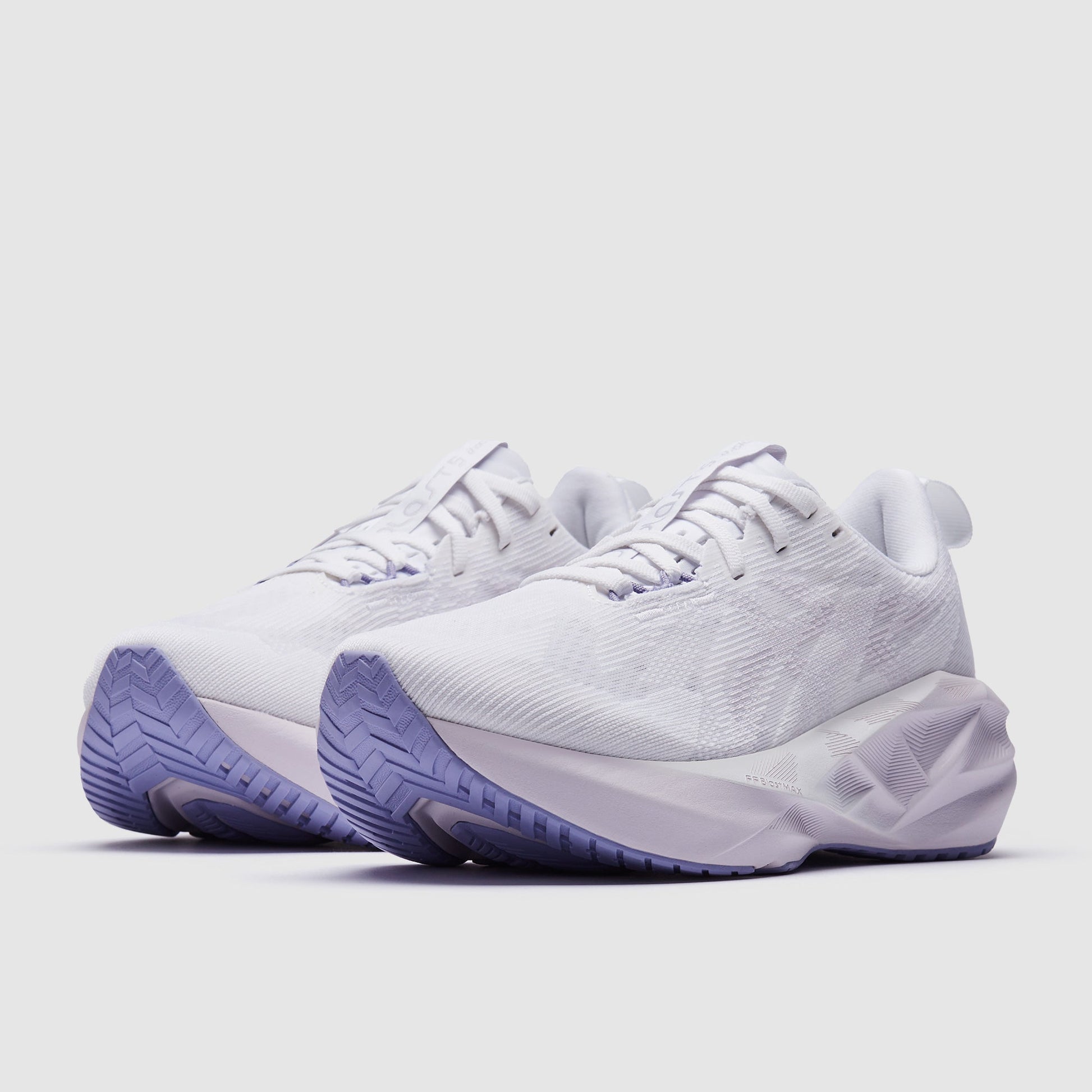 Asics Womens Novablast 5