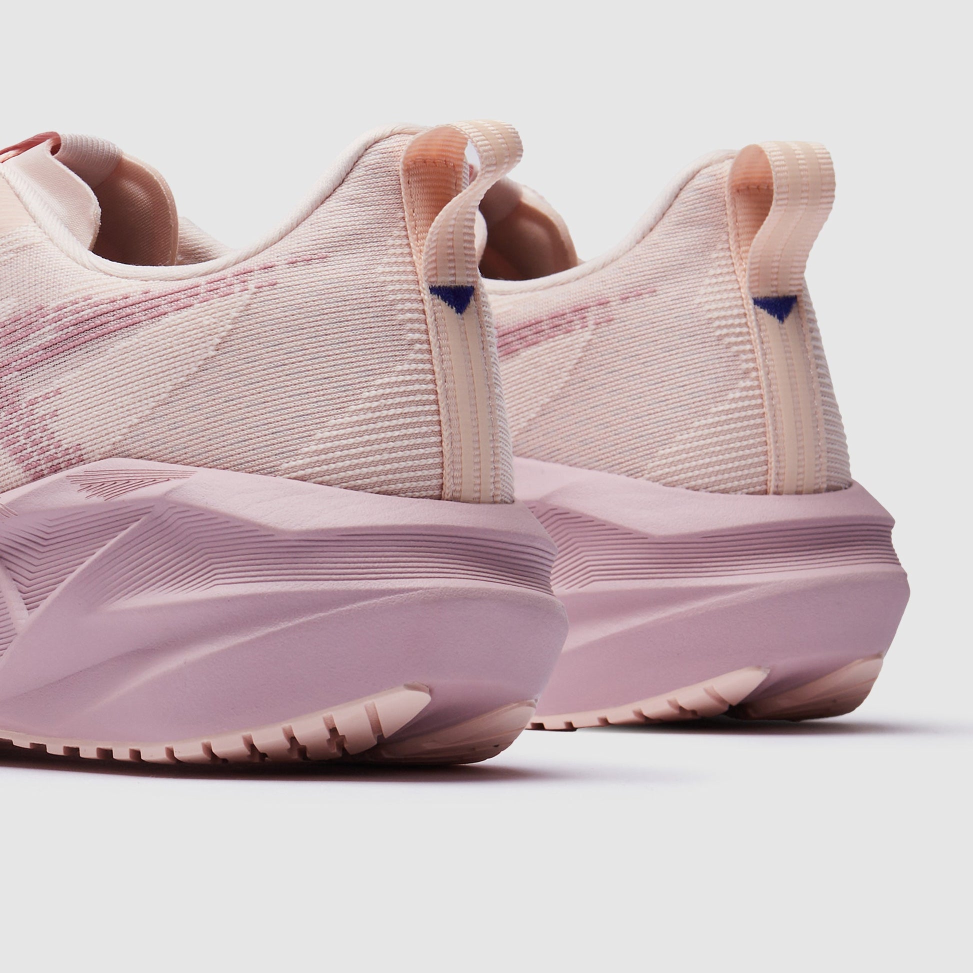 Asics Womens Novablast 5