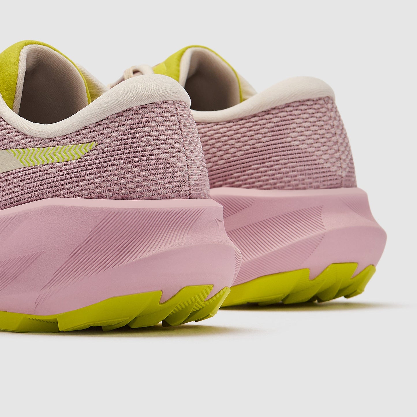 Asics Womens Trabuco 14
