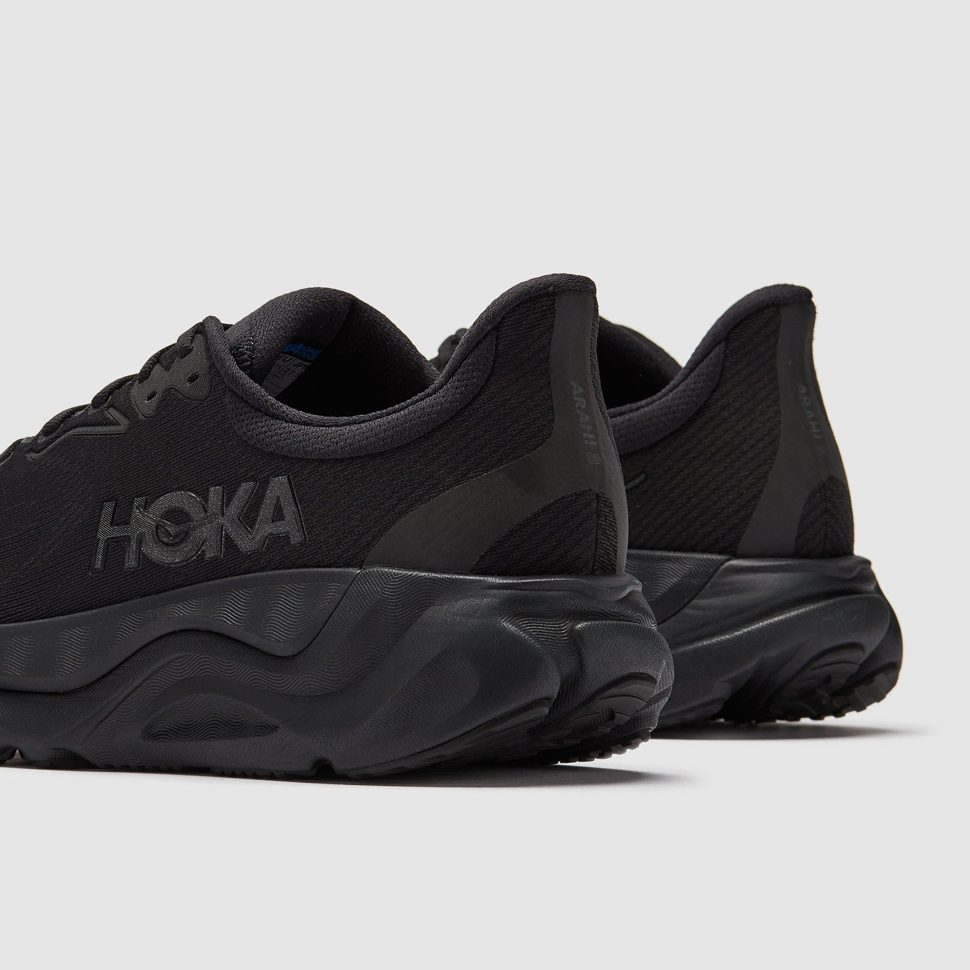 Hoka Arahi 8