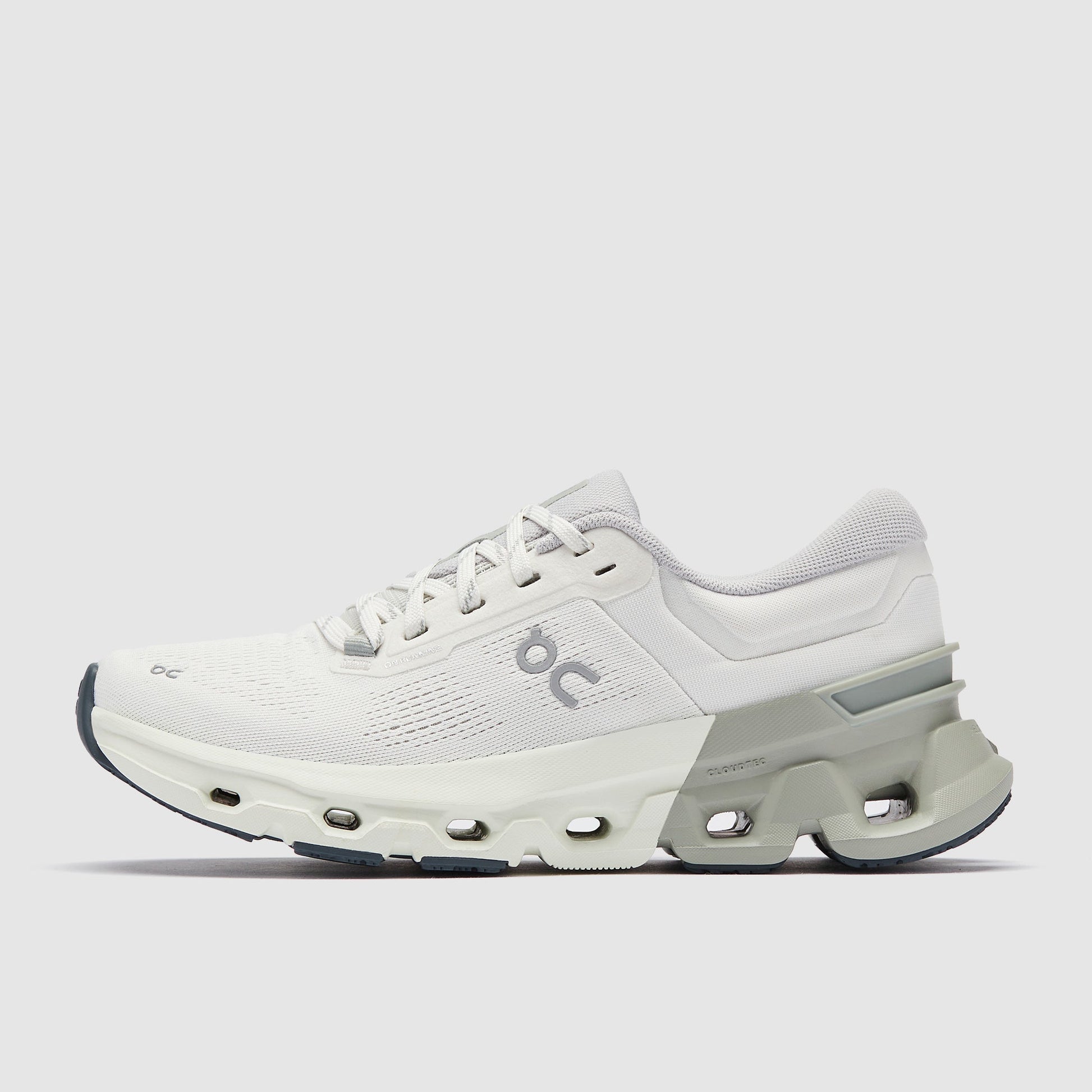 On Womens Cloudflyer 5