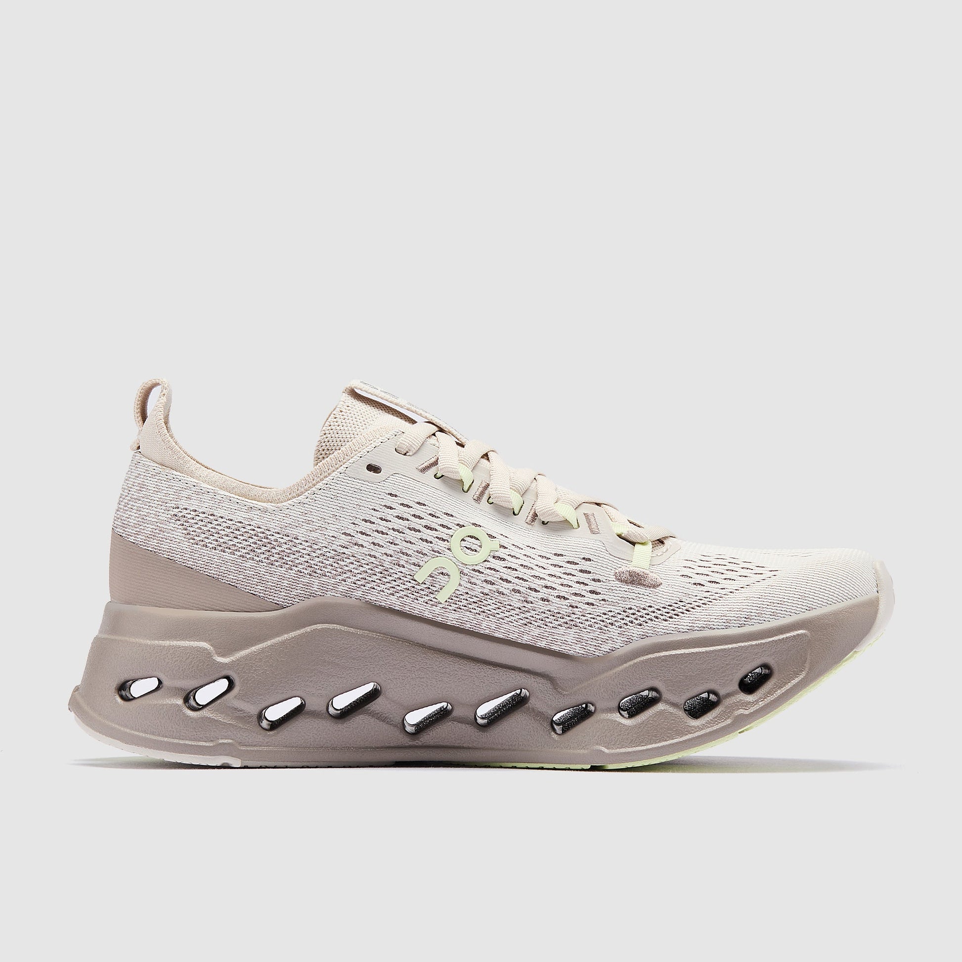 On Womens Cloudsurfer Max