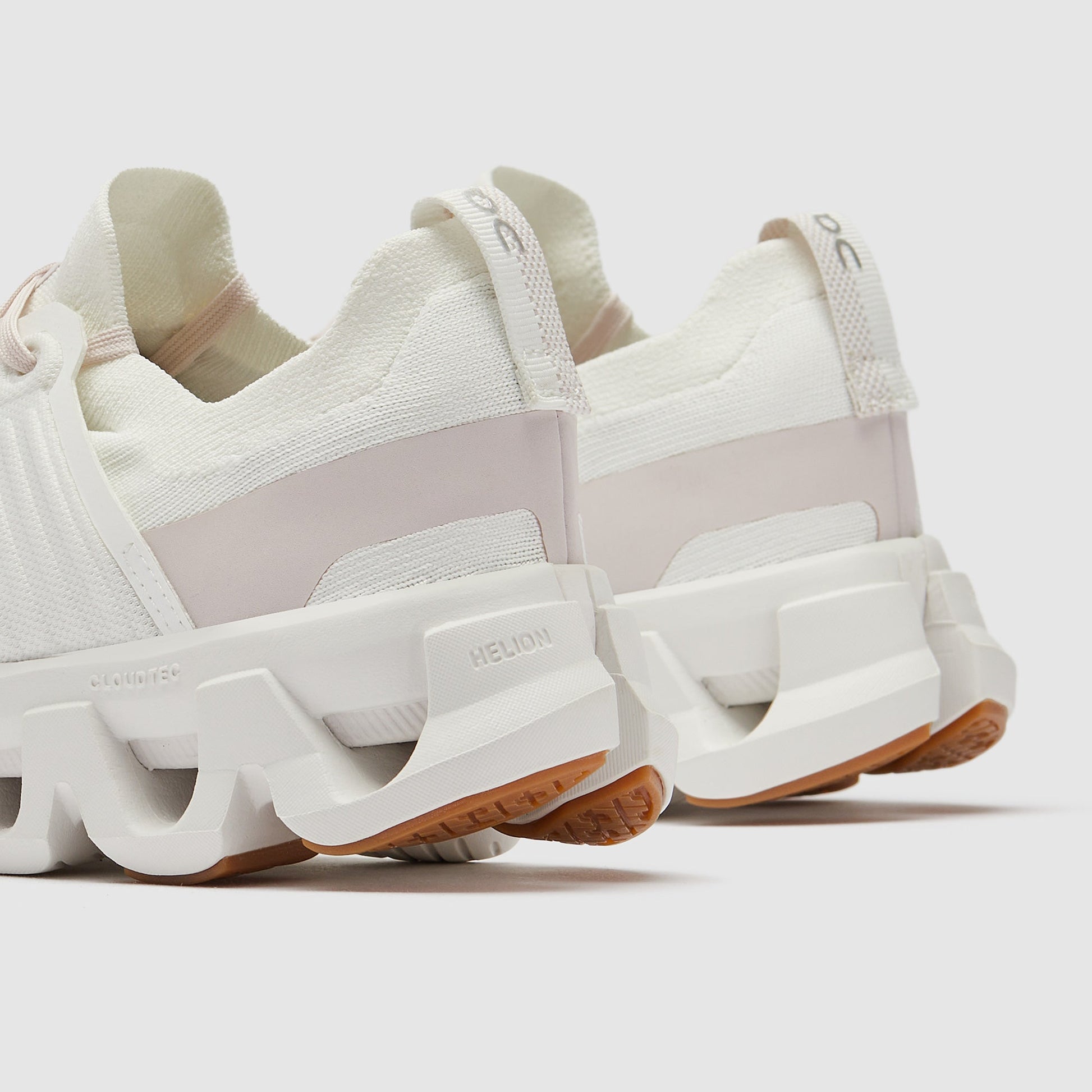 On Womens Cloudswift 4