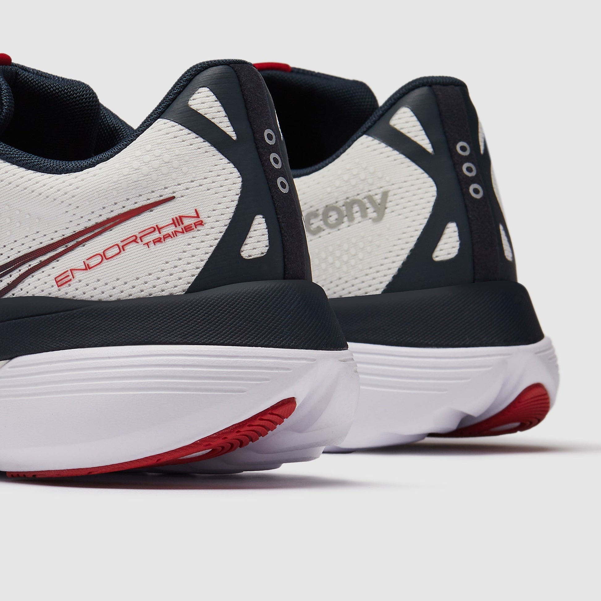 Saucony Endorphin Trainer