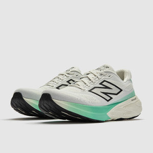 New Balance 880 v15
