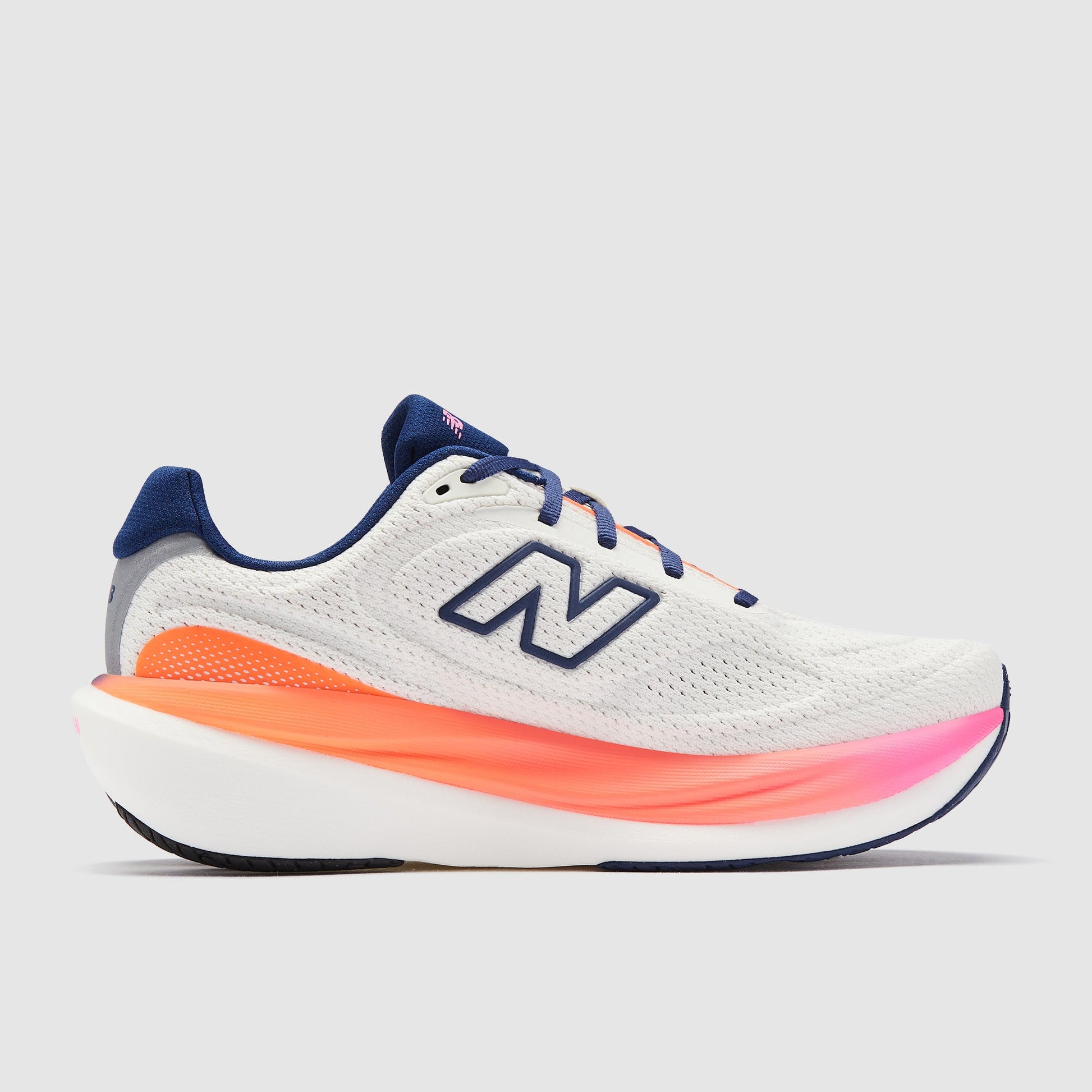 New Balance Womens 1080 v15