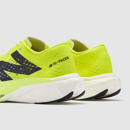 New Balance FuelCell Pacer