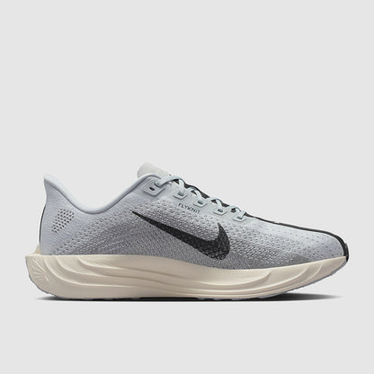 Nike Pegasus Plus