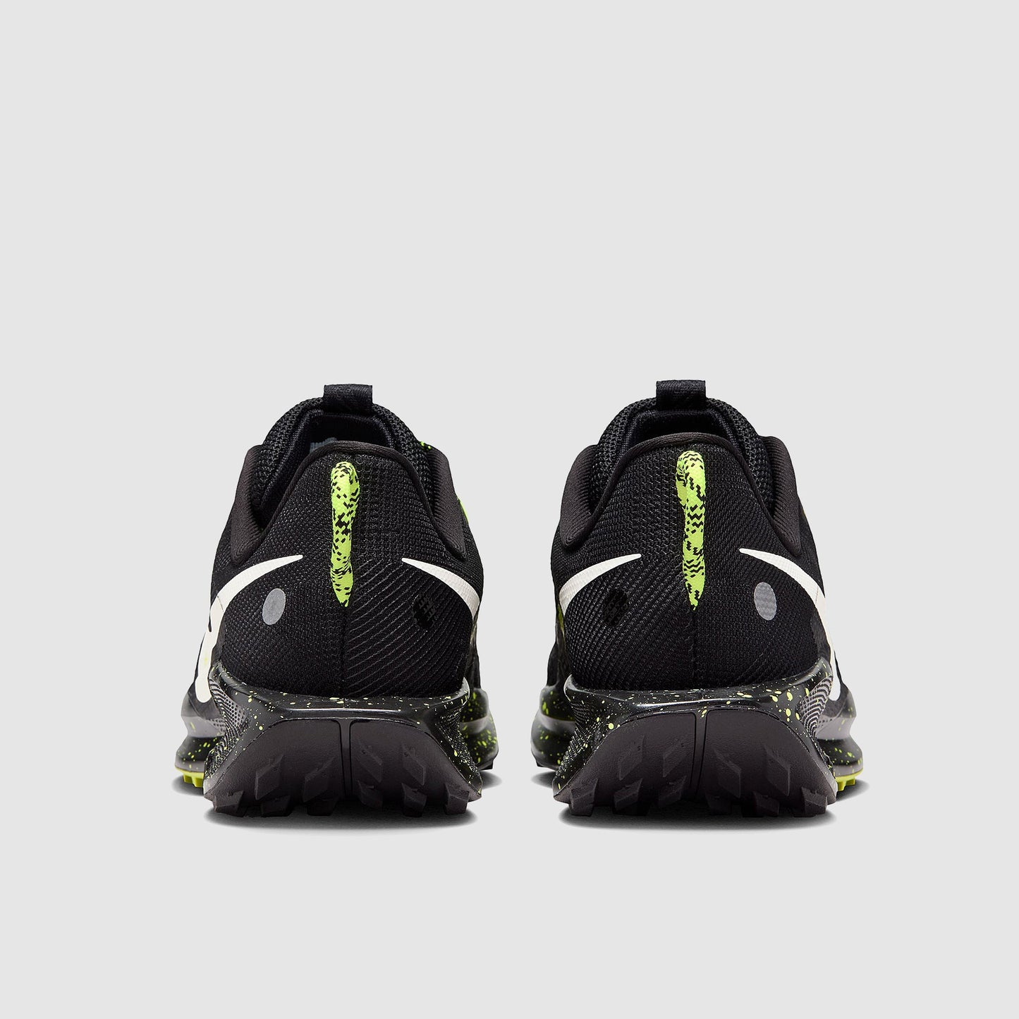 Nike Womens ReactX Pegasus Trail 5