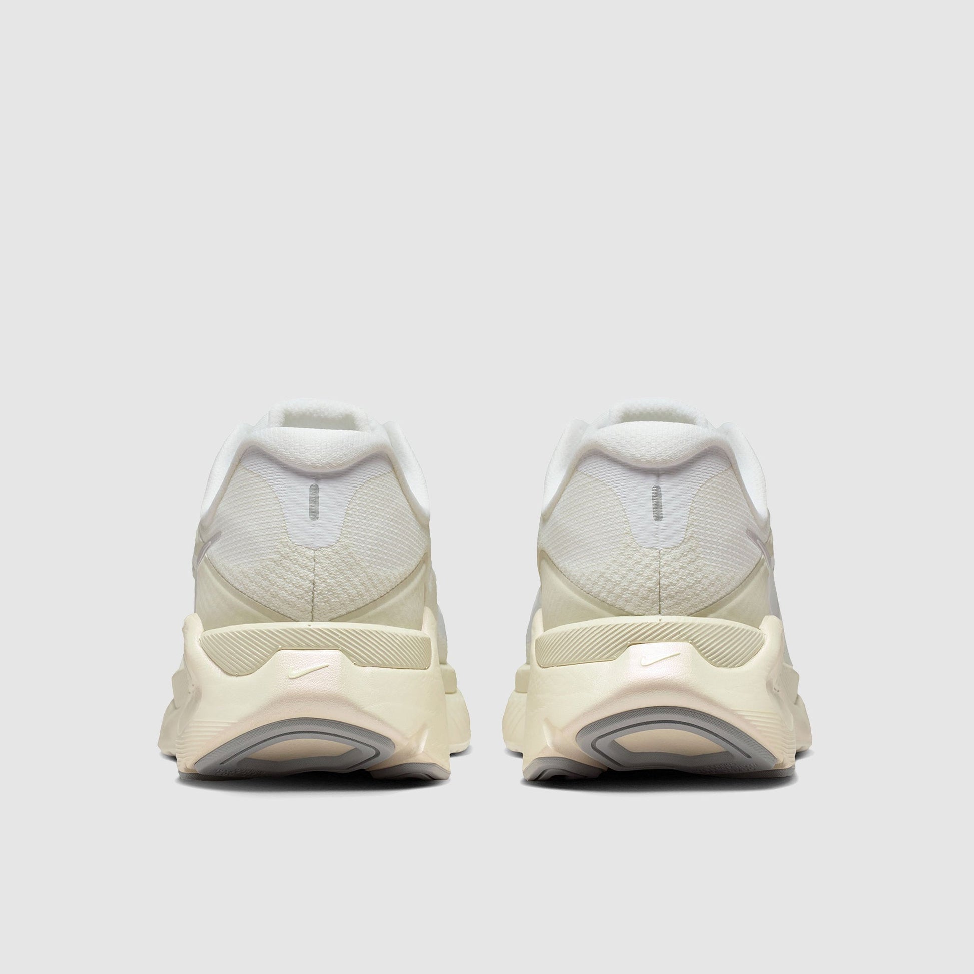 Nike Womens Structure Plus