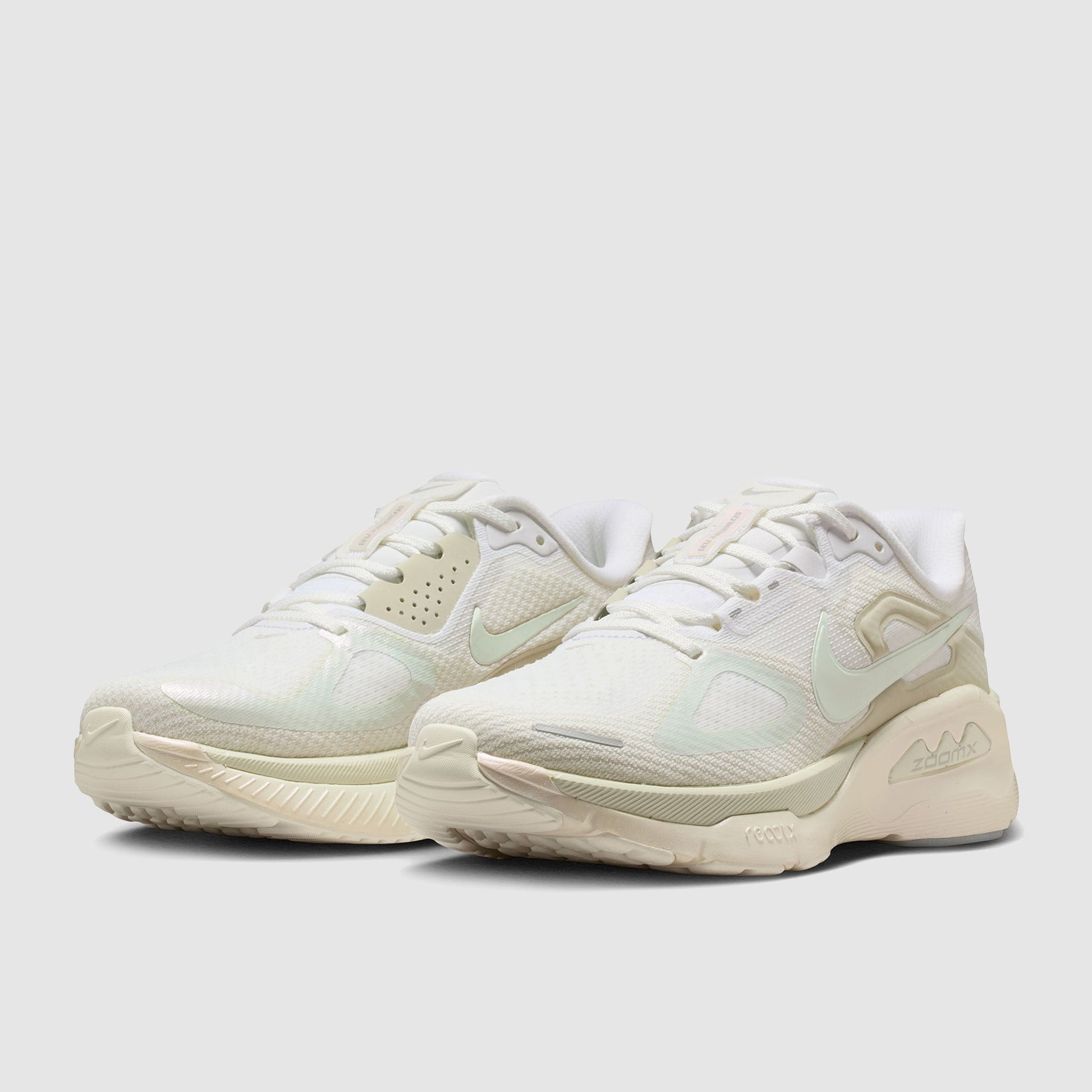 Nike Womens Structure Plus