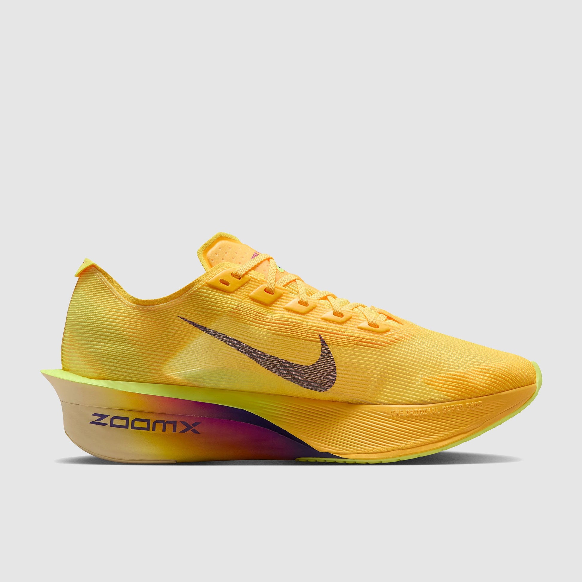 Nike Womens ZoomX Vaporfly Next% 4