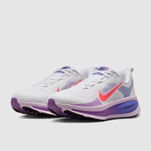 Nike Womens Vomero 18