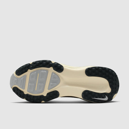 Nike Womens Vomero 18 SE