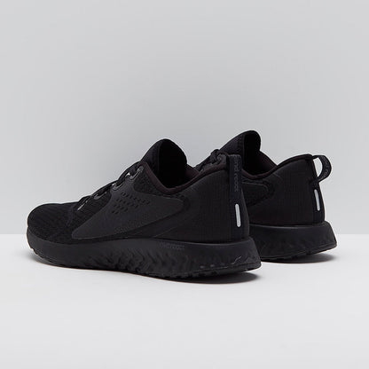 Nike Legend React