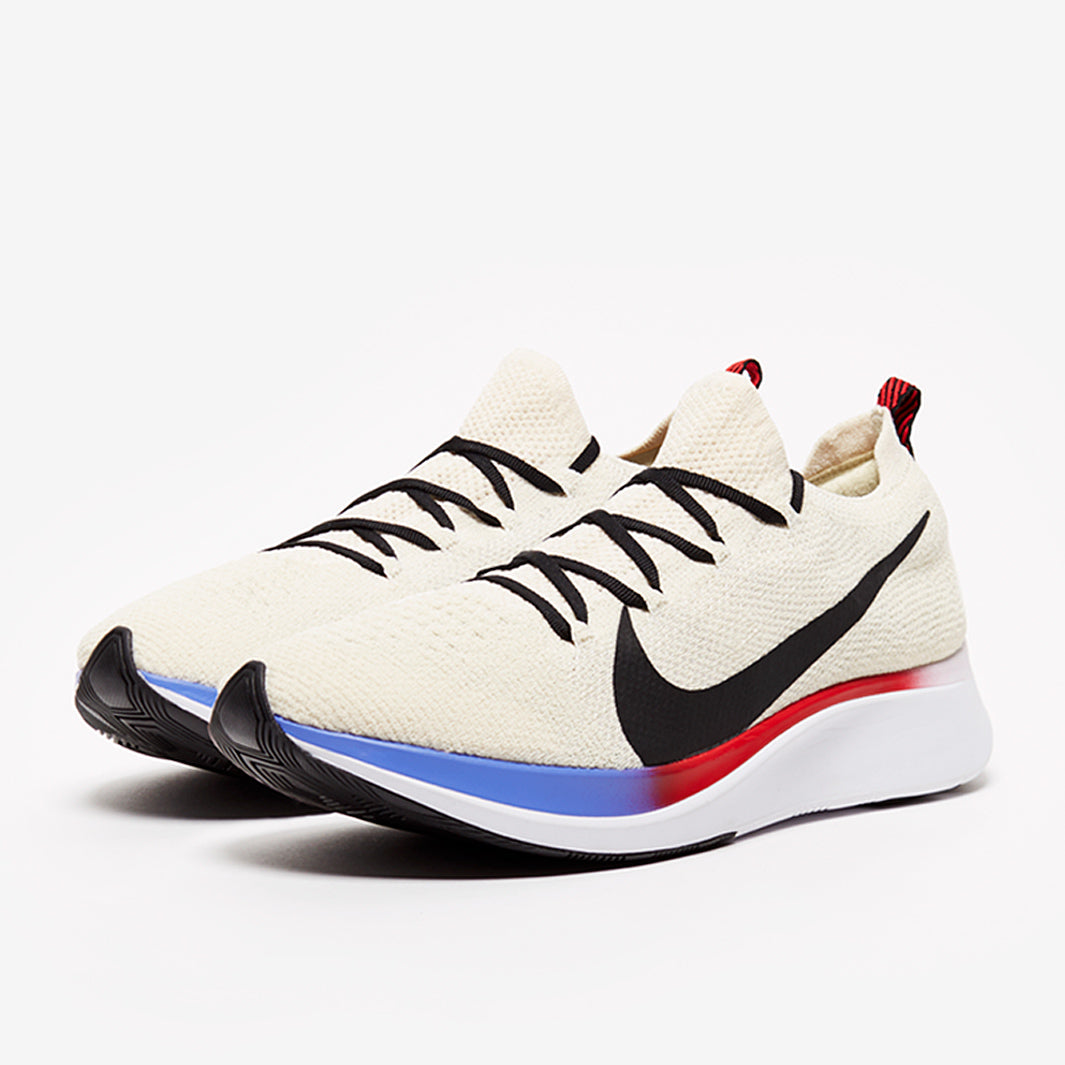 Nike Zoom Fly Flyknit