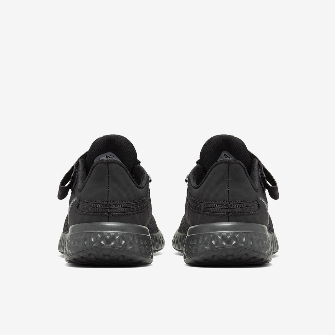 Nike Boys Revolution 5 Flyease -