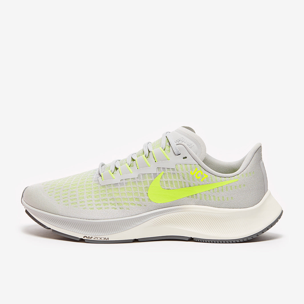 Nike Air Zoom Pegasus 37