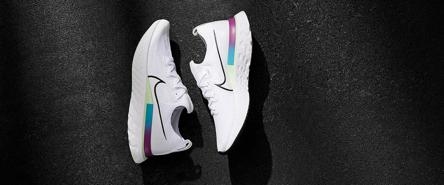 Nike Womens React Infinity Run Flyknit - White/Black-Vapor Green