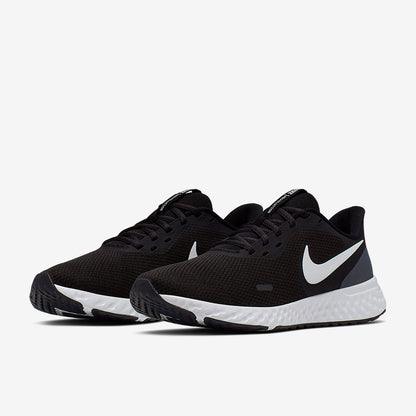 Nike Womens Revolution 5