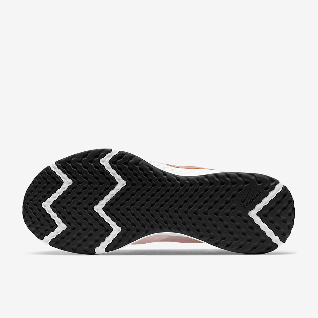 Nike Womens Revolution 5