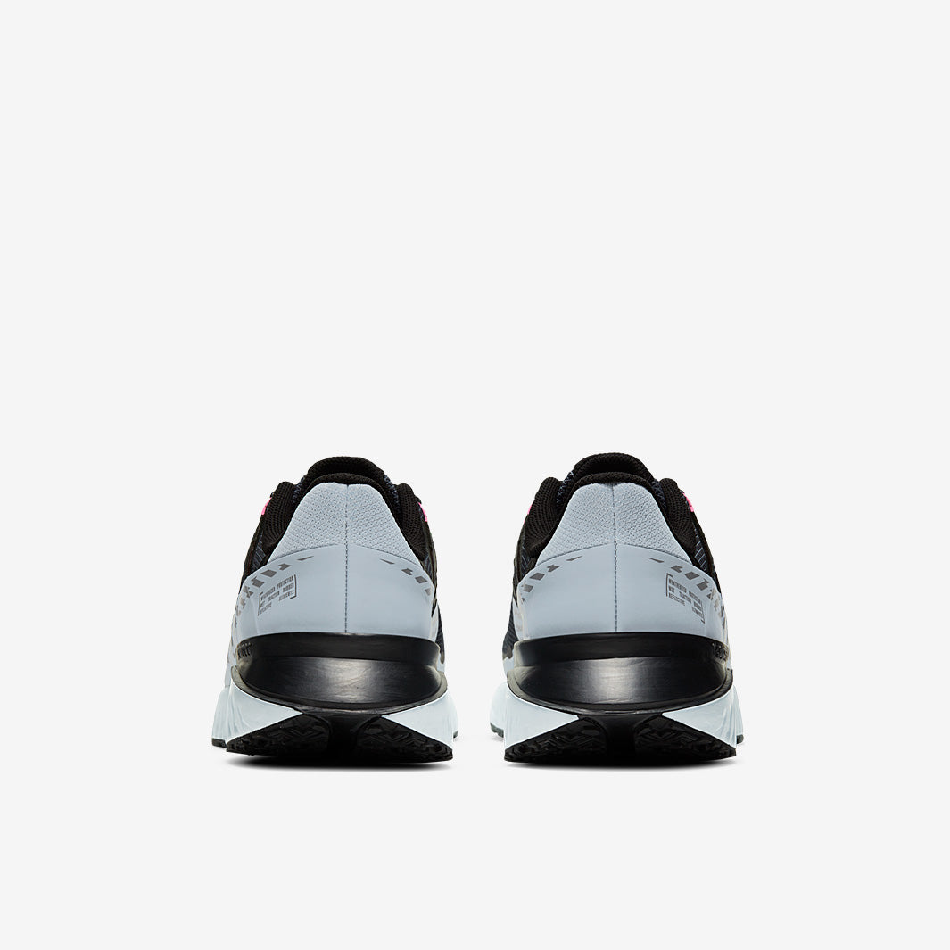 Nike Legend React 3 Shield