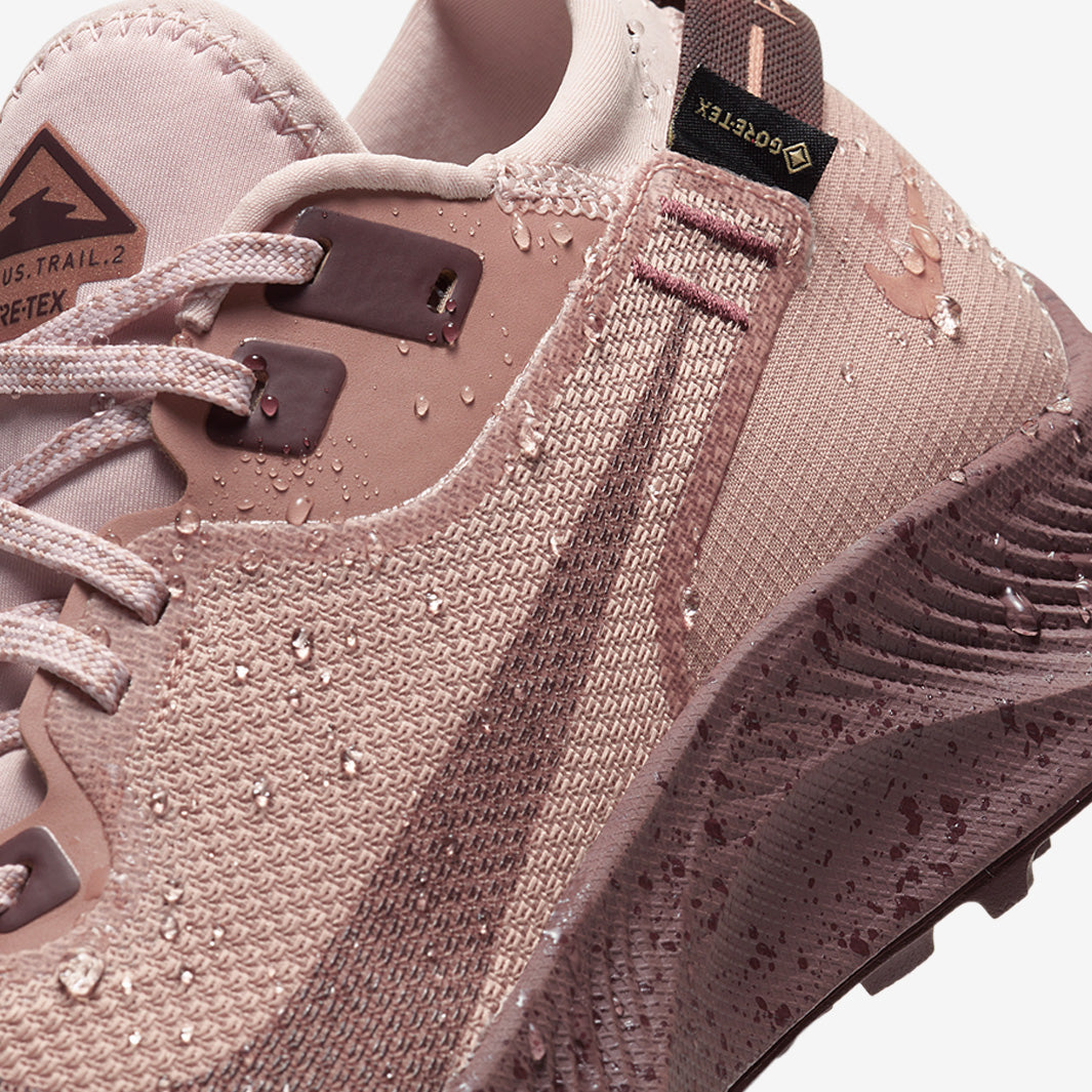 Nike Womens Pegasus Trail 2 GORE-TEX - Desert Dust/El Dorado