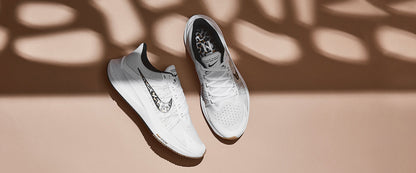 Nike Womens Winflo 8 Premium - White/Black-Wheat