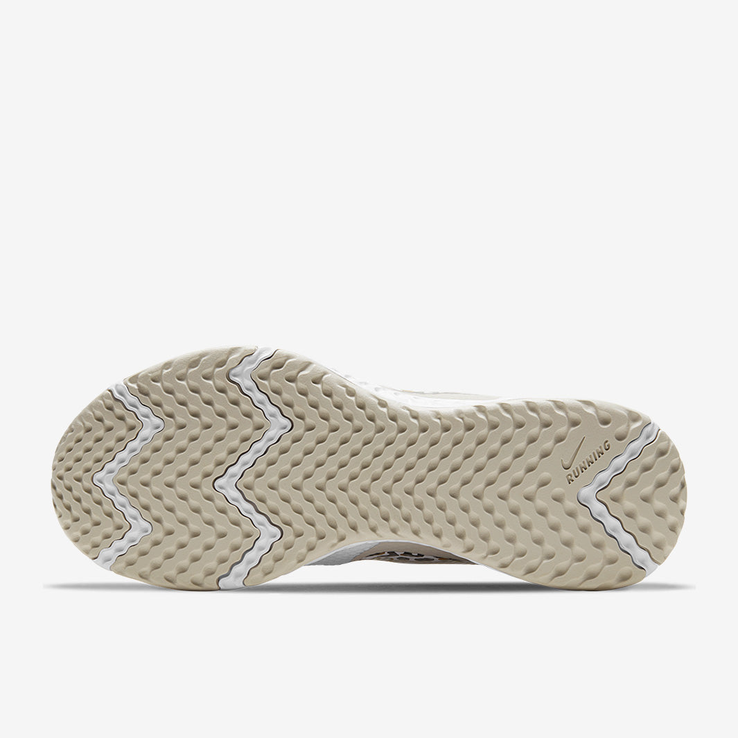 Nike Womens Revolution 5 - White/Black-Light Bone