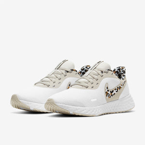 Nike Womens Revolution 5 - White/Black-Light Bone