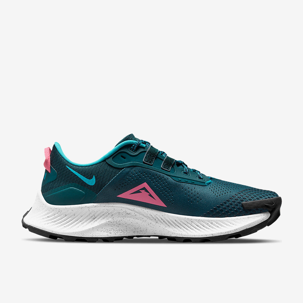 Nike Womens Pegasus Trail 3