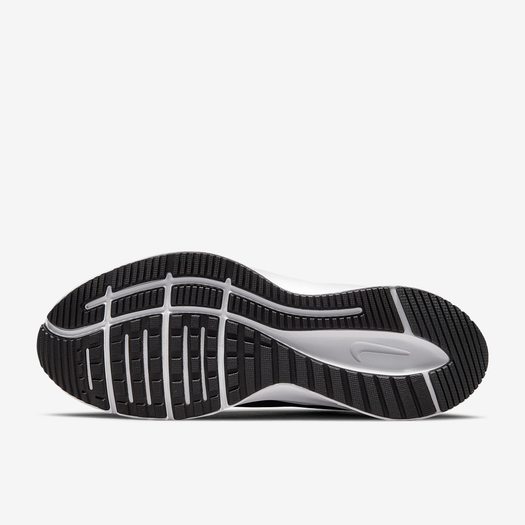 Nike Womens Quest 4
