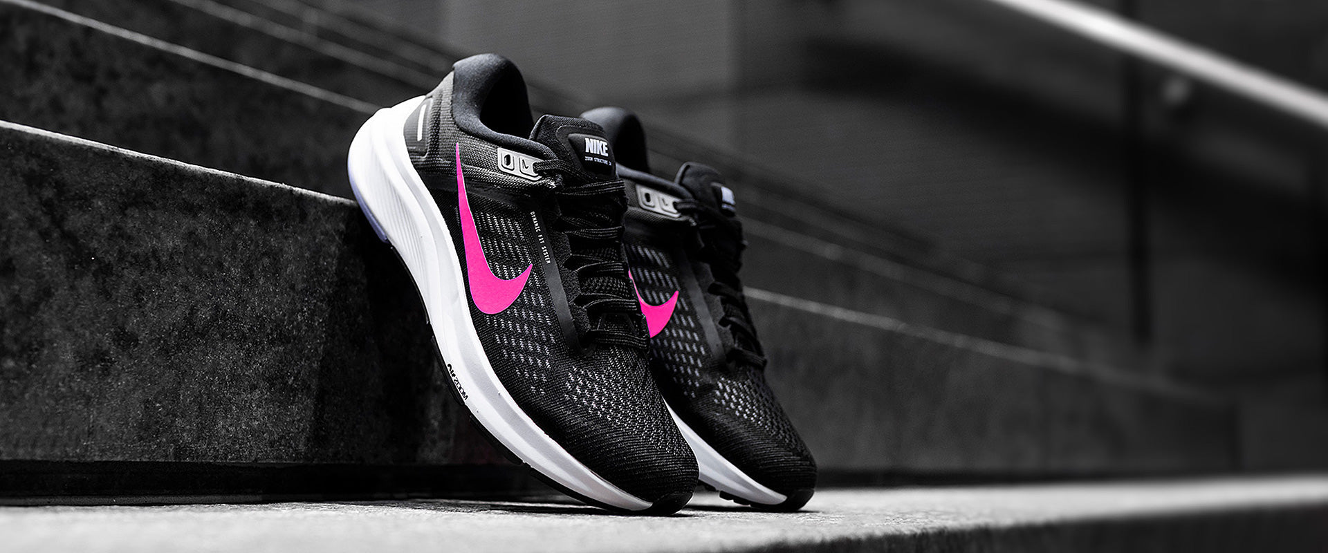 Nike Womens Air Zoom Structure 24