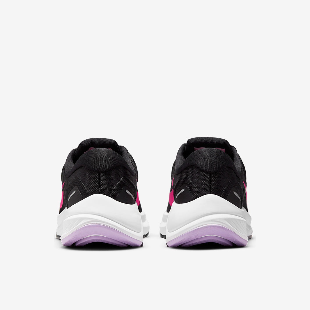 Nike Womens Air Zoom Structure 24