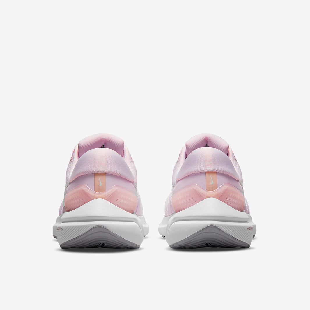Nike Womens Air Zoom Vomero 16
