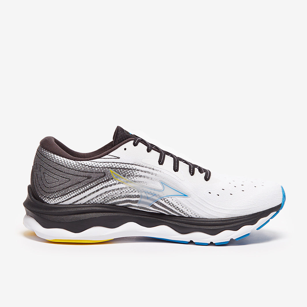 Mizuno Wave Sky 6